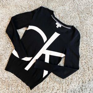 Calvin Klein Logo Women's Sweater Top in XS
